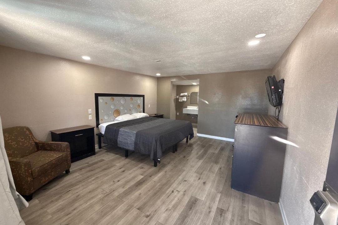 Photo of Bedroom in Harlandale