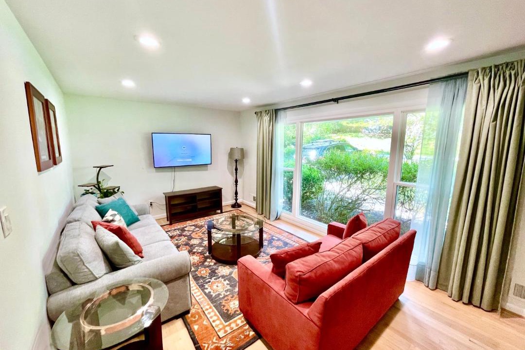 Photo of Livingroom in Silver Spring