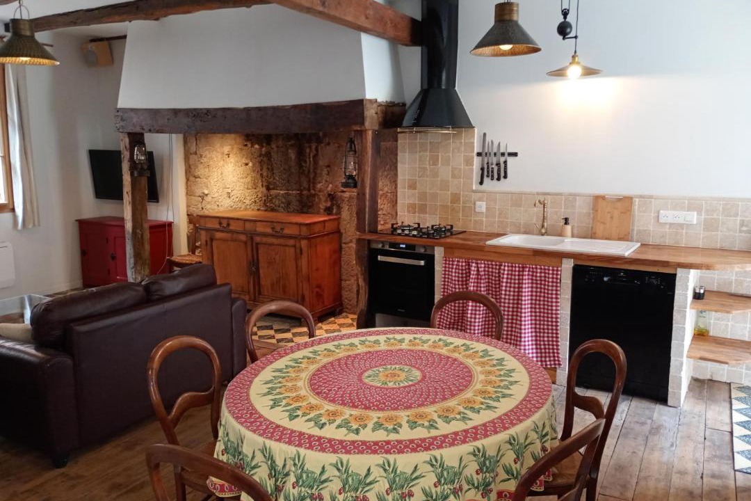 Photo of Kitchen in Marcillac-Vallon