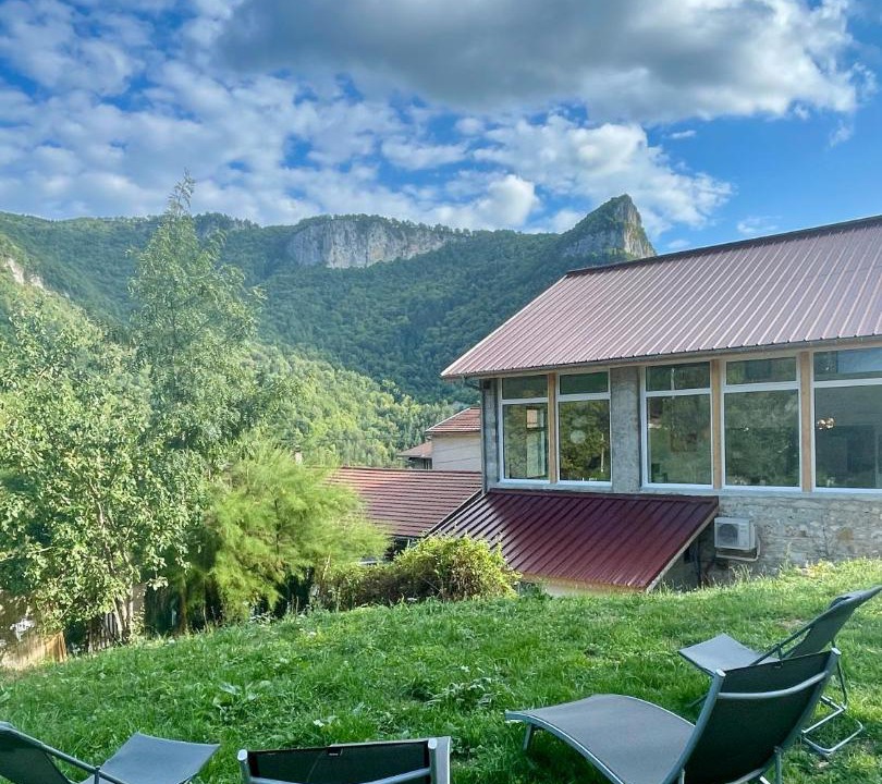 Photo of Others in Tenay