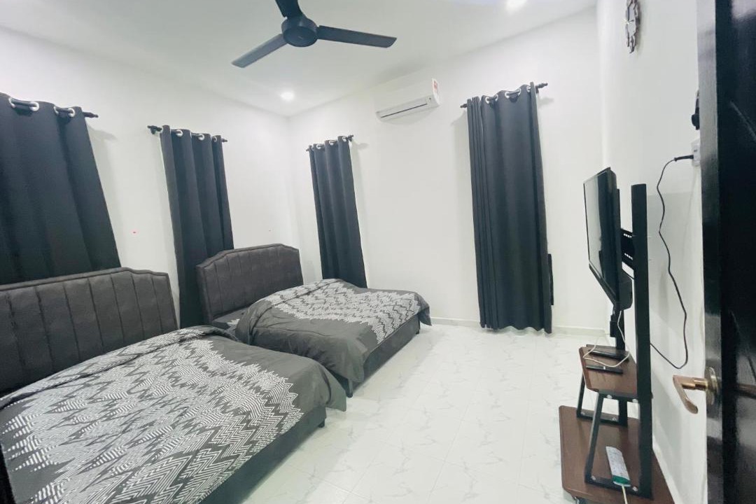 Photo of Bedroom in Kampung Telong