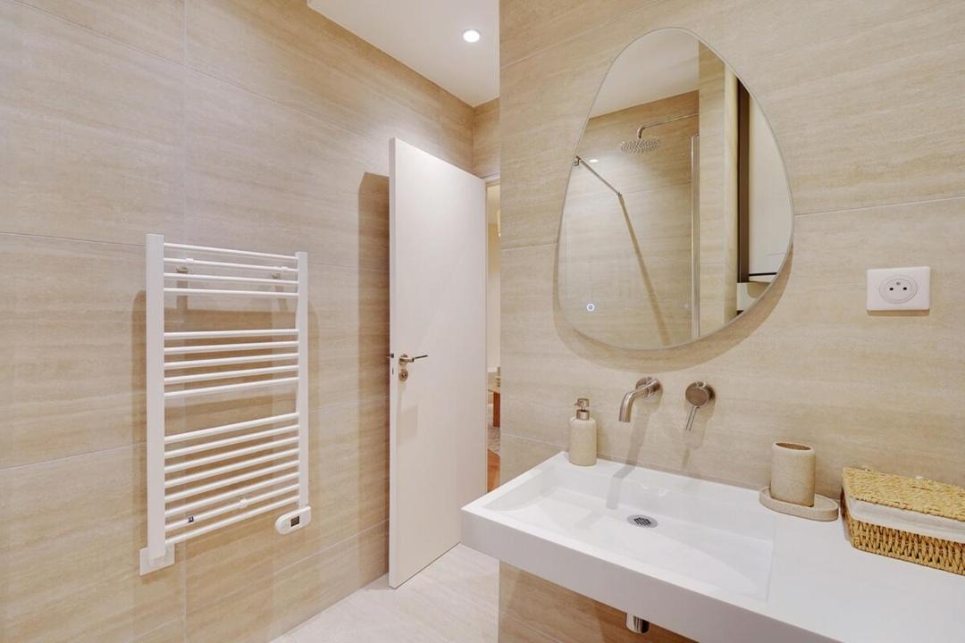 Photo of Bathroom in 3rd Arrondissement