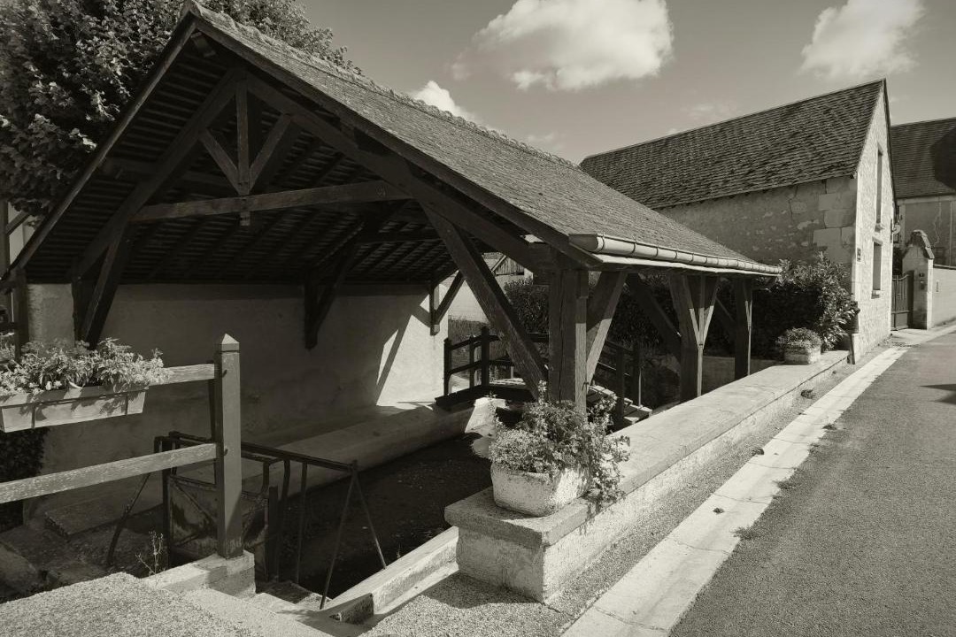 Photo of Others in Cravant-les-Coteaux