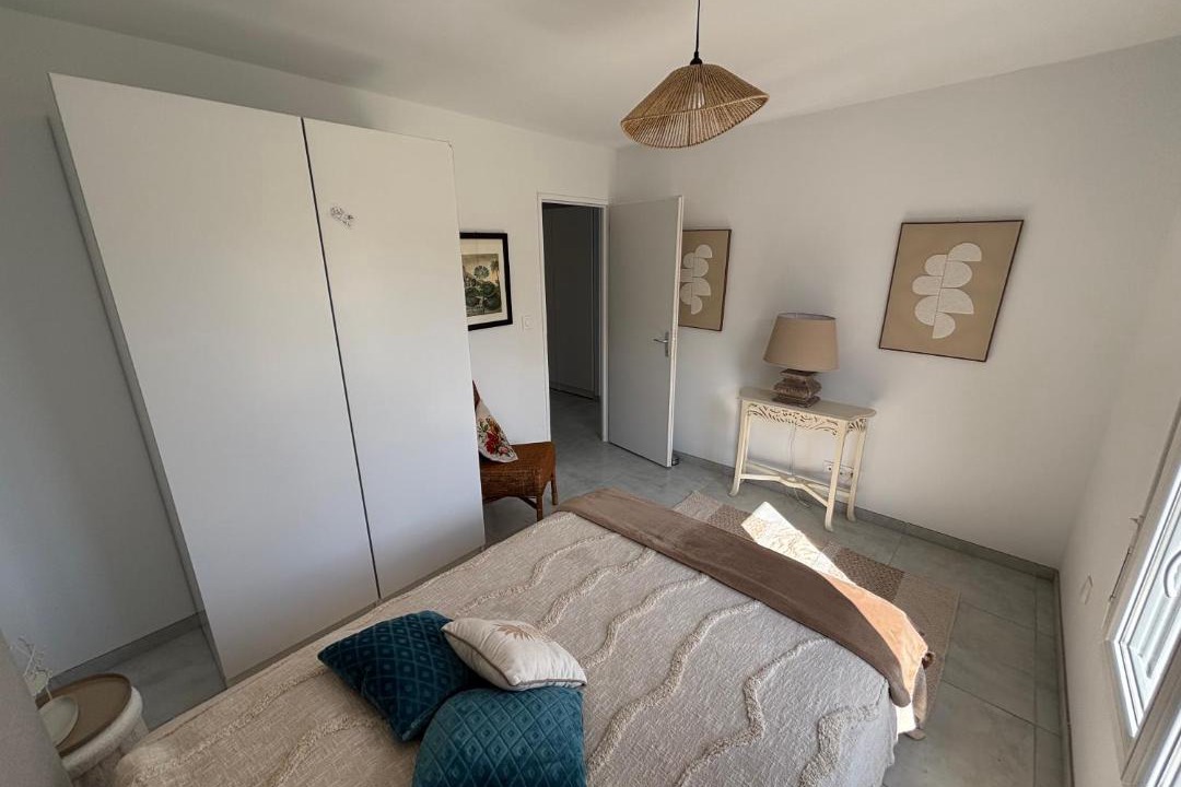 Photo of Bedroom in Medis