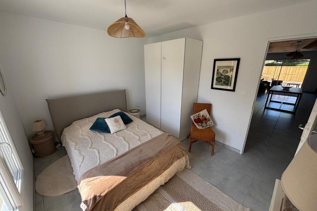 Photo of Bedroom in Medis