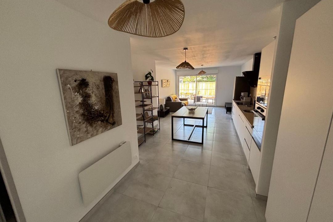 Photo of Others in Medis