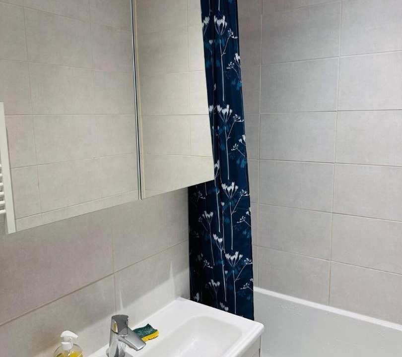 Photo of Bathroom in Thiais