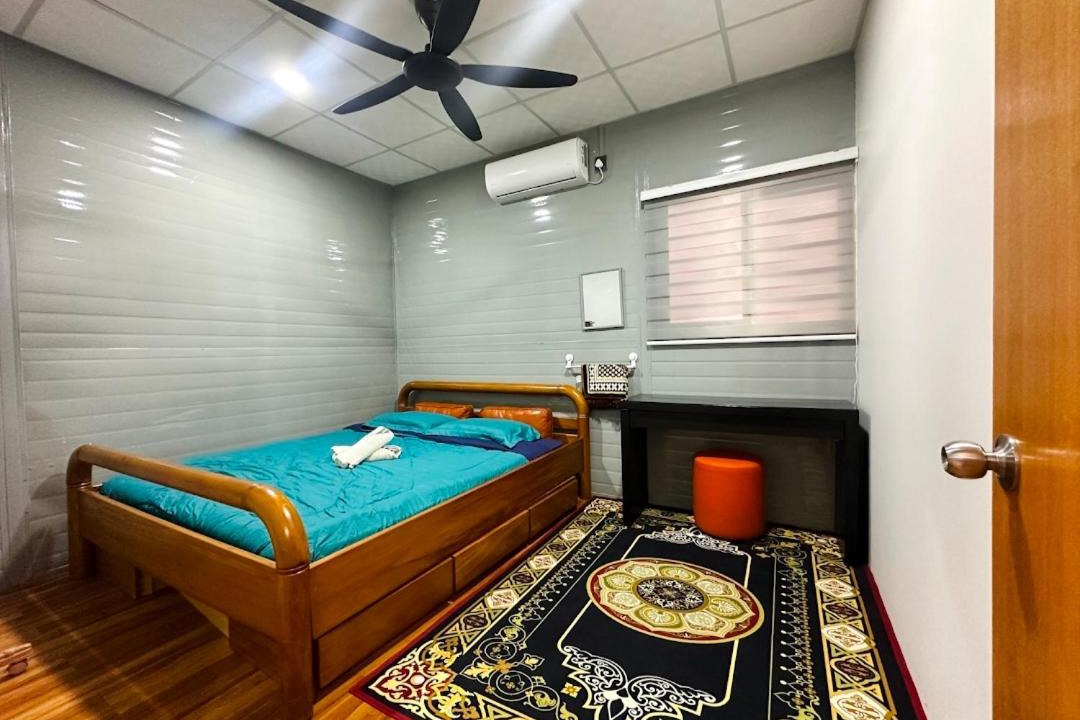 Photo of Bedroom in Rembau District