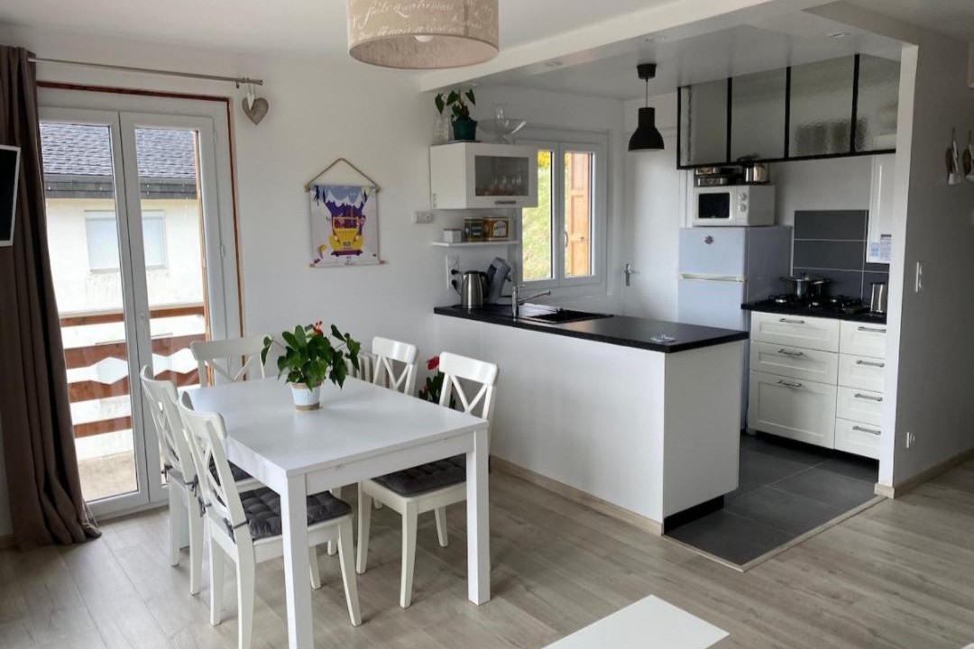 Photo of Kitchen in Font-Romeu-Odeillo-Via