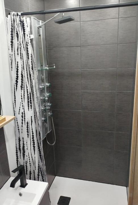 Photo of Bathroom in Douai