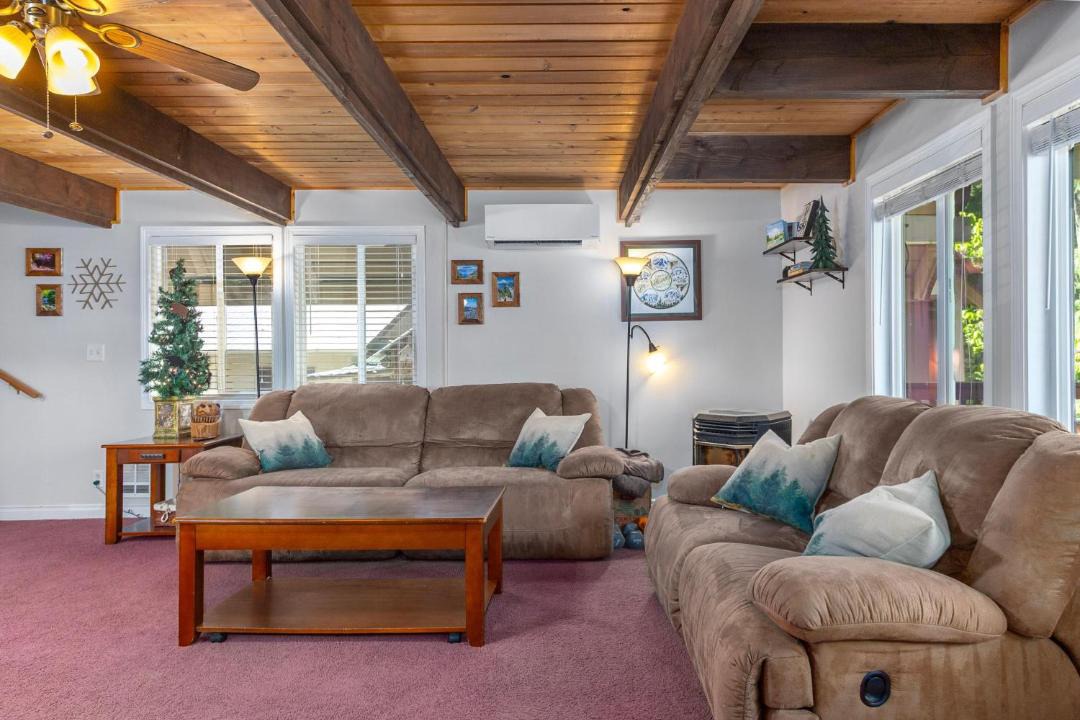 Photo of Others in Packwood