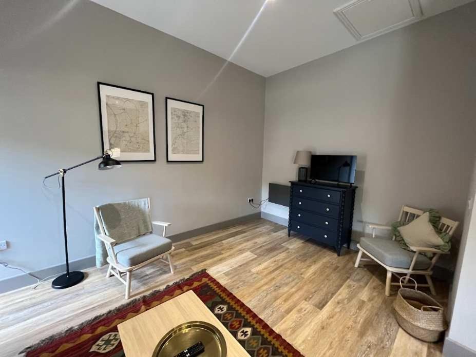 Photo of Others in Walton-in-Gordano