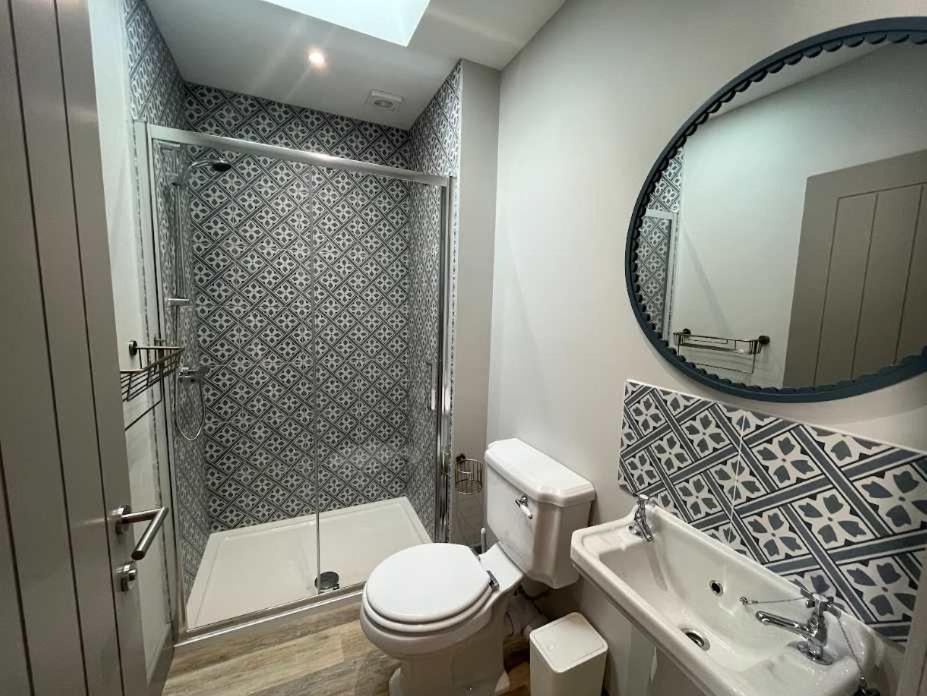 Photo of Others in Walton-in-Gordano