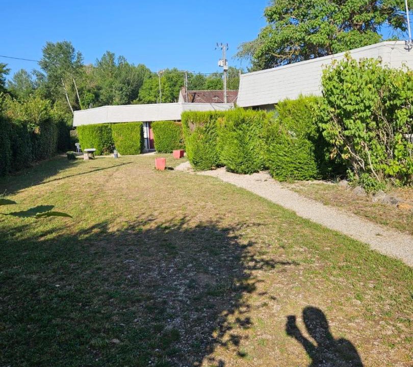 Photo of Others in Escolives-Sainte-Camille