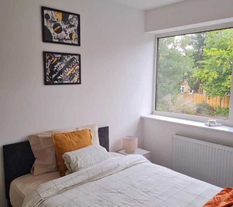 Photo of Bedroom in Cheshunt