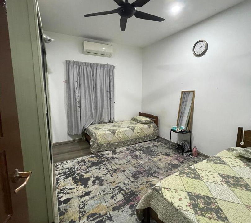 Photo of Bedroom in Hilir Perak District