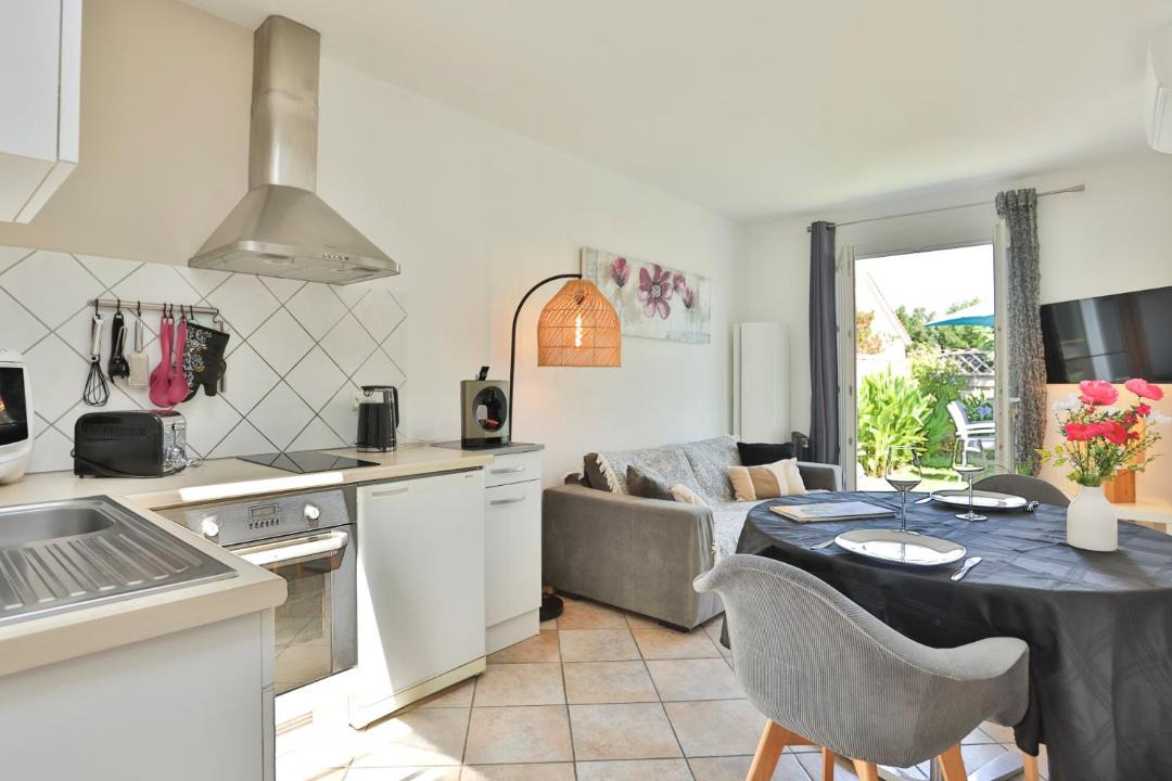 Photo of Others in LʼIle-dʼOlonne