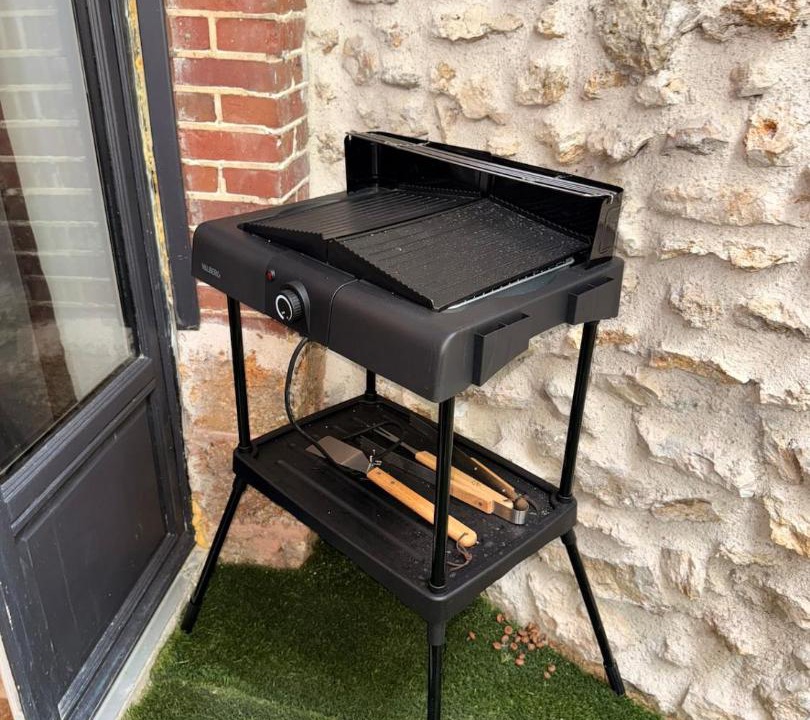 Photo of Others in Bonnelles