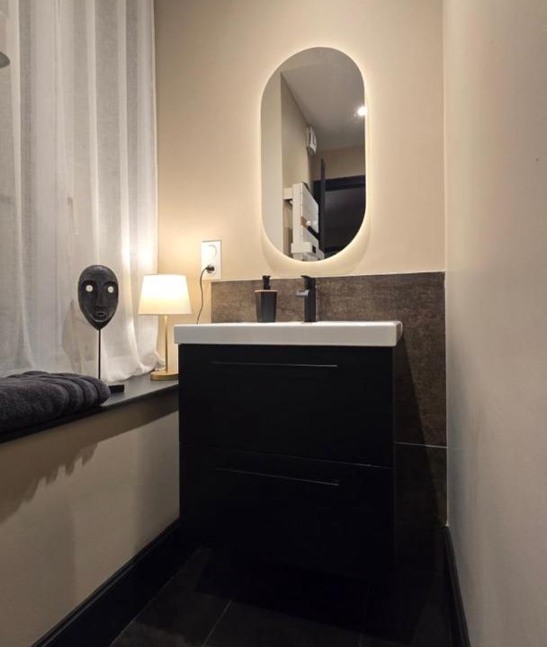 Photo of Bathroom in Charleville-Mezieres