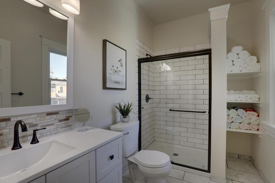 Photo of Bathroom in Hannibal