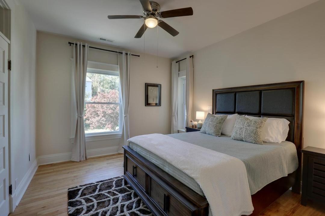 Photo of Bedroom in Hannibal