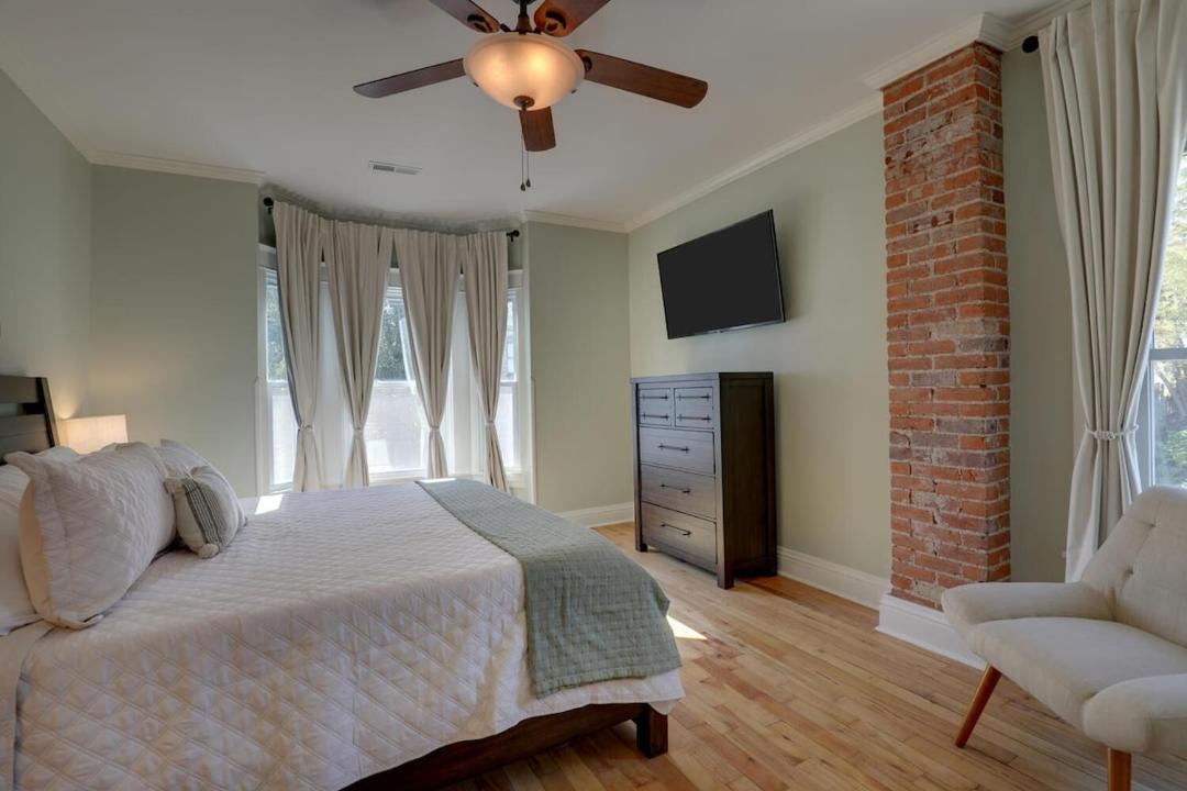 Photo of Bedroom in Hannibal