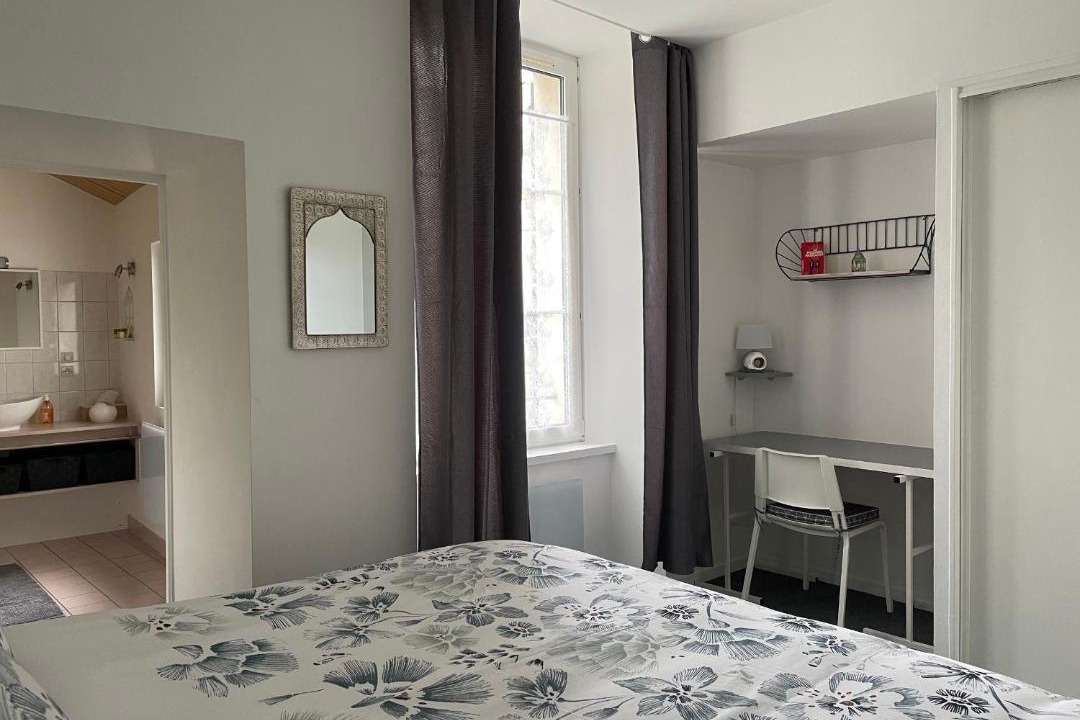 Photo of Bedroom in Bar-le-Duc