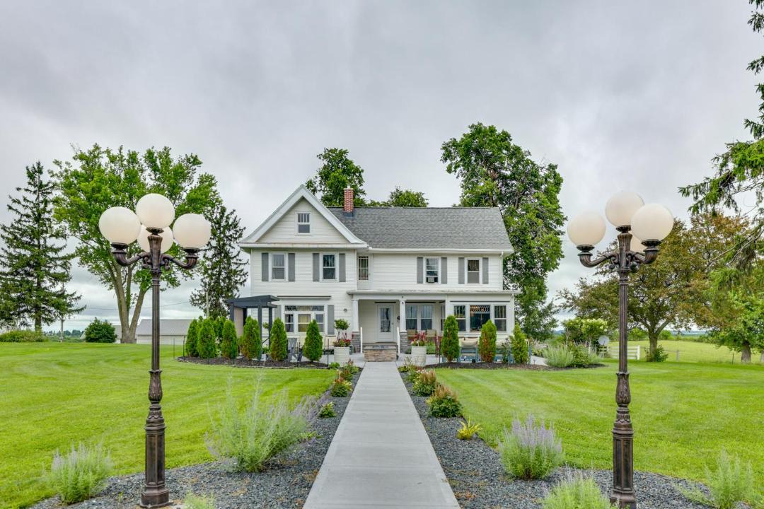 Photo of Others in Mount Horeb