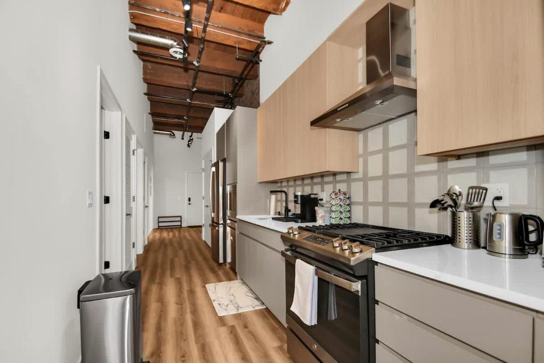 Photo of Kitchen in Near North Side