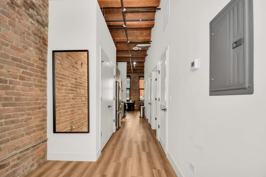 Photo of Others in Near North Side