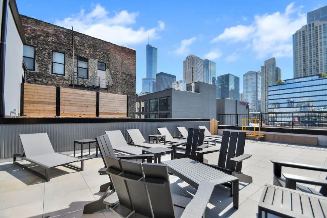 Photo of Patio Balcony in Near North Side