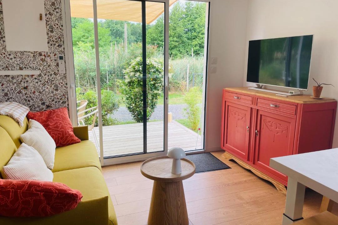 Photo of Others in Izon