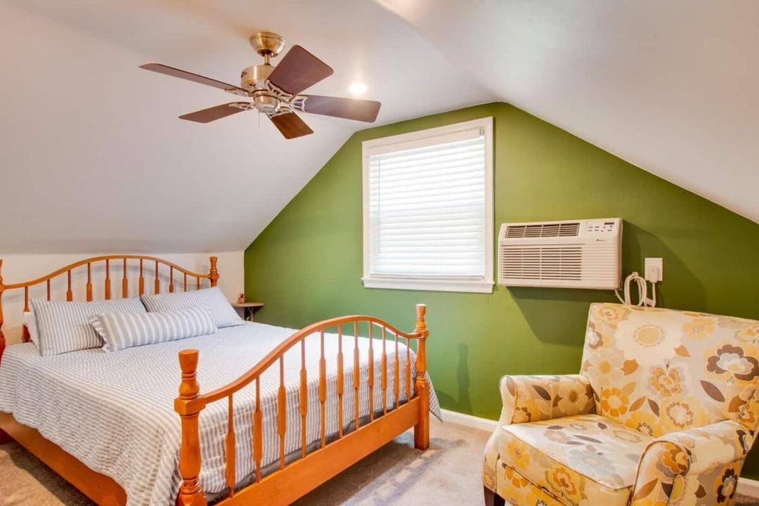 Photo of Bedroom in Wayne