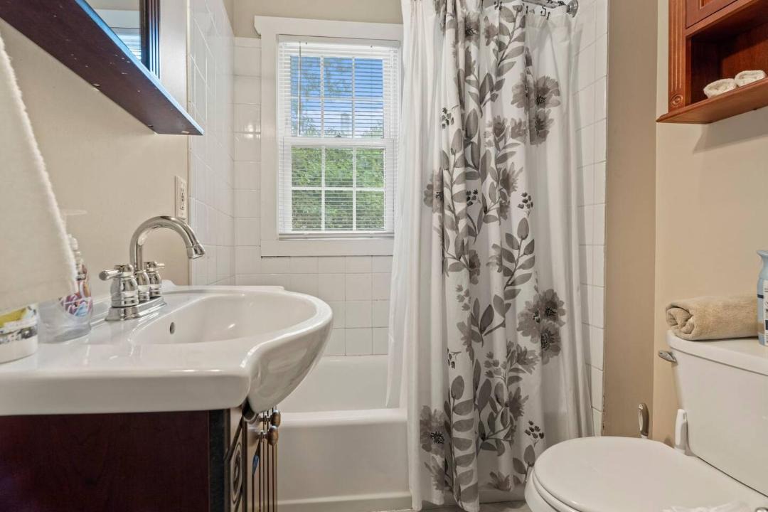 Photo of Bathroom in Wayne