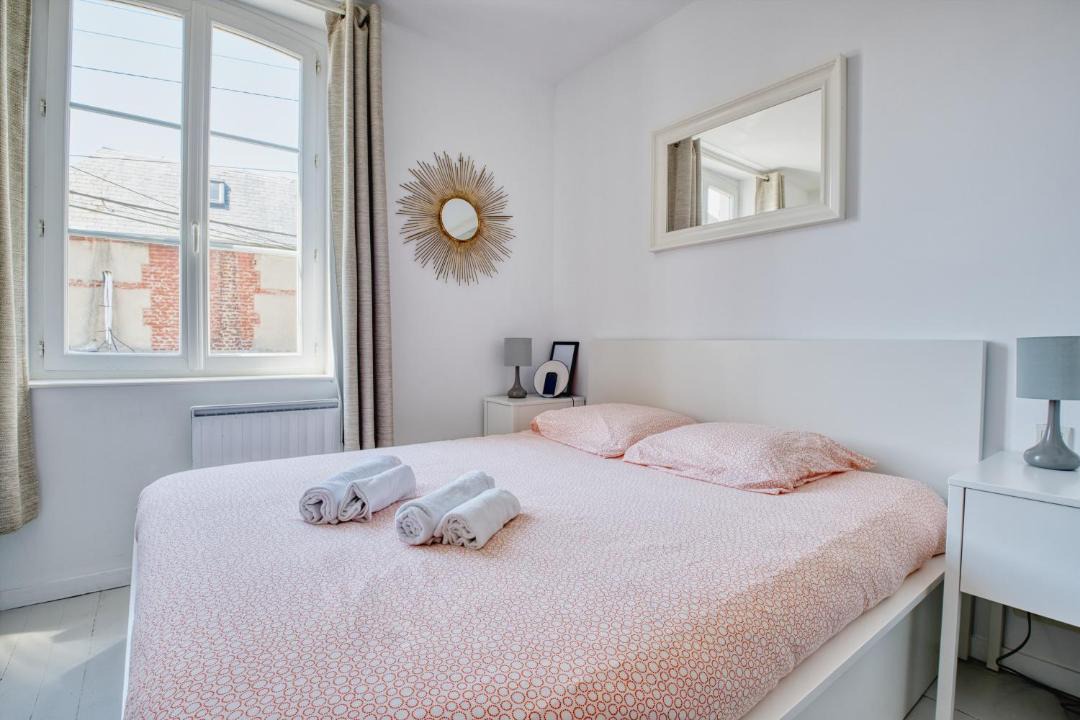 Photo of Bedroom in Trouville-sur-Mer