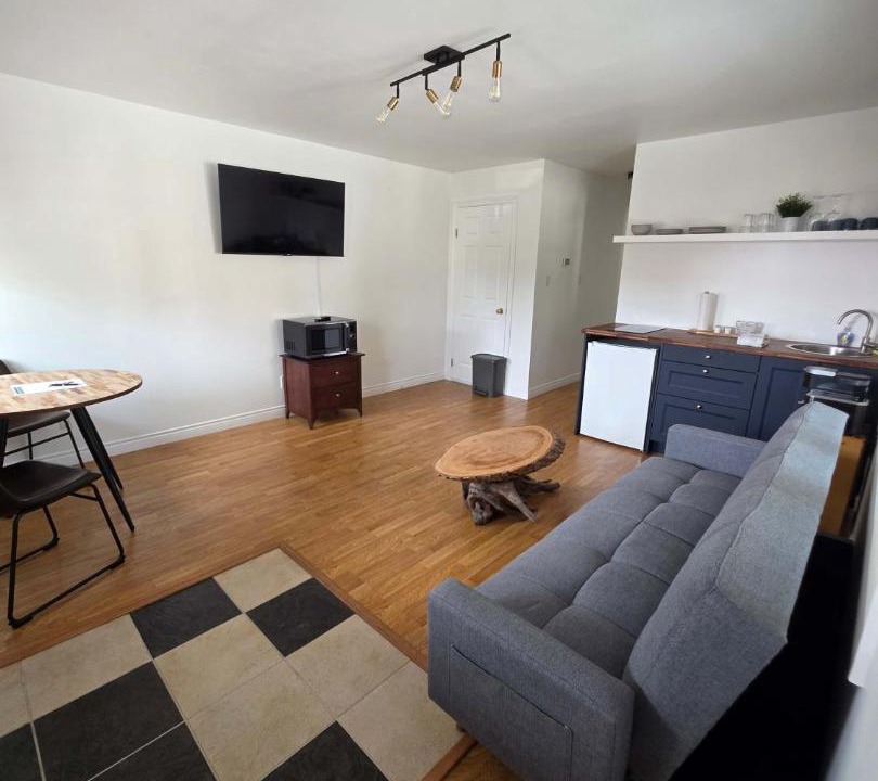 Photo of Livingroom in Hunts Point