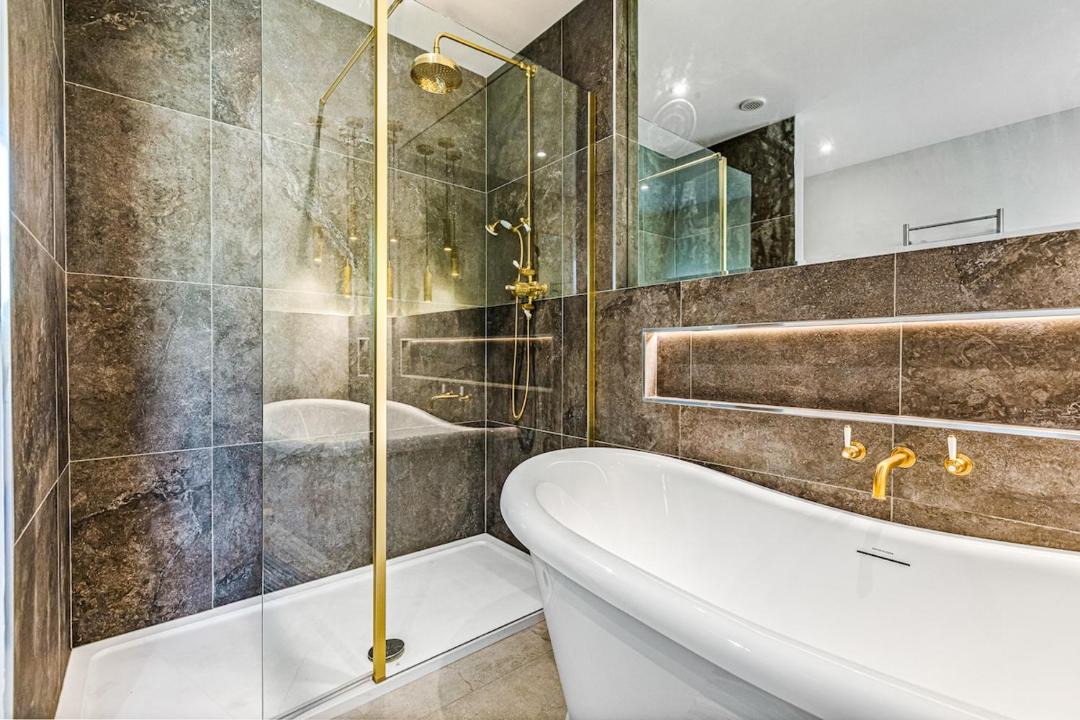 Photo of Bathroom in Great Missenden
