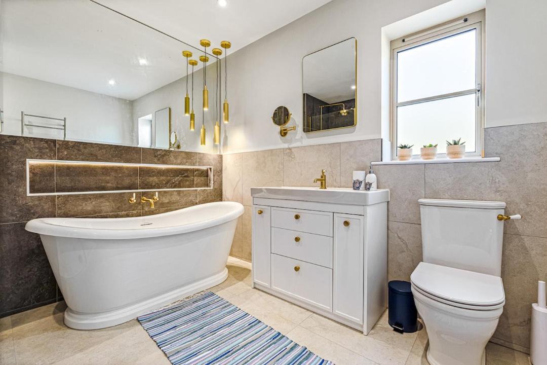 Photo of Bathroom in Great Missenden