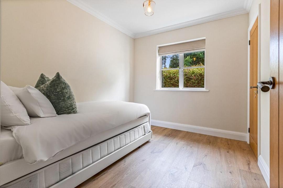 Photo of Bedroom in Great Missenden