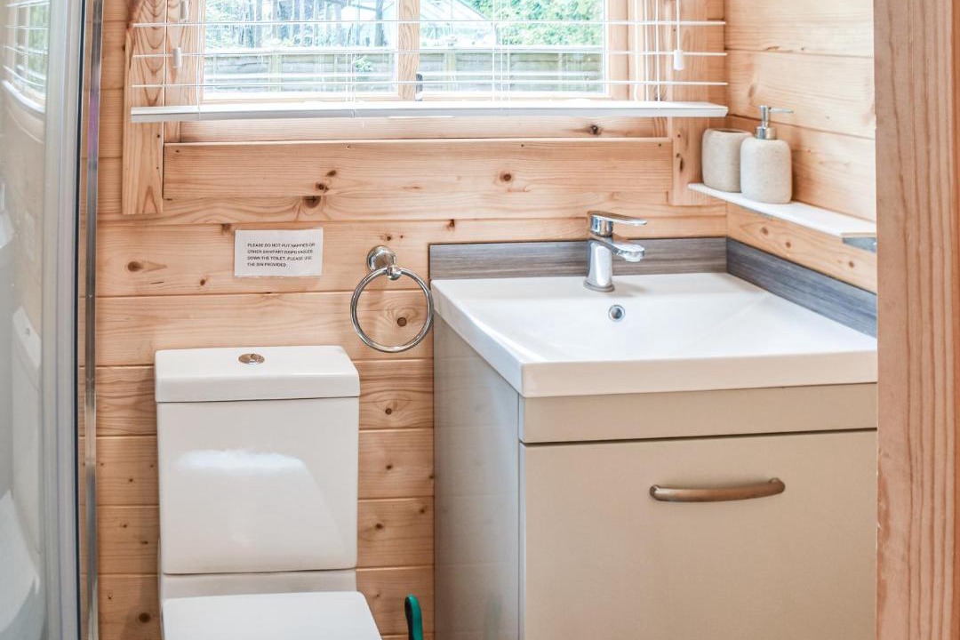 Photo of Bathroom in Surlingham