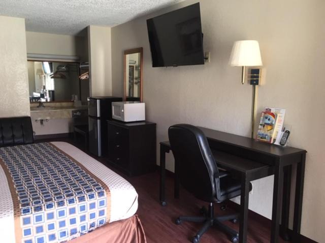 Photo of Bedroom in Bay City