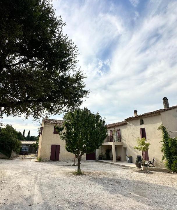 Photo of Others in Loriol-du-Comtat