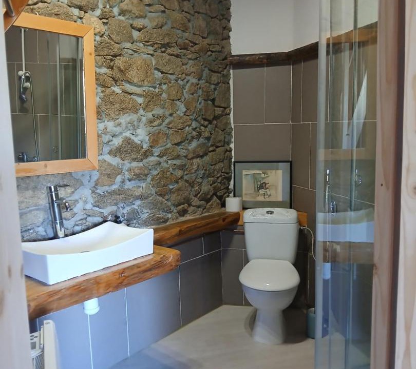 Photo of Others in Eyne