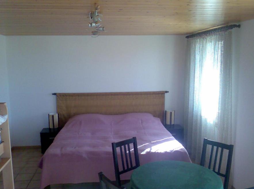 Photo of Bedroom in La Grande-Beroche