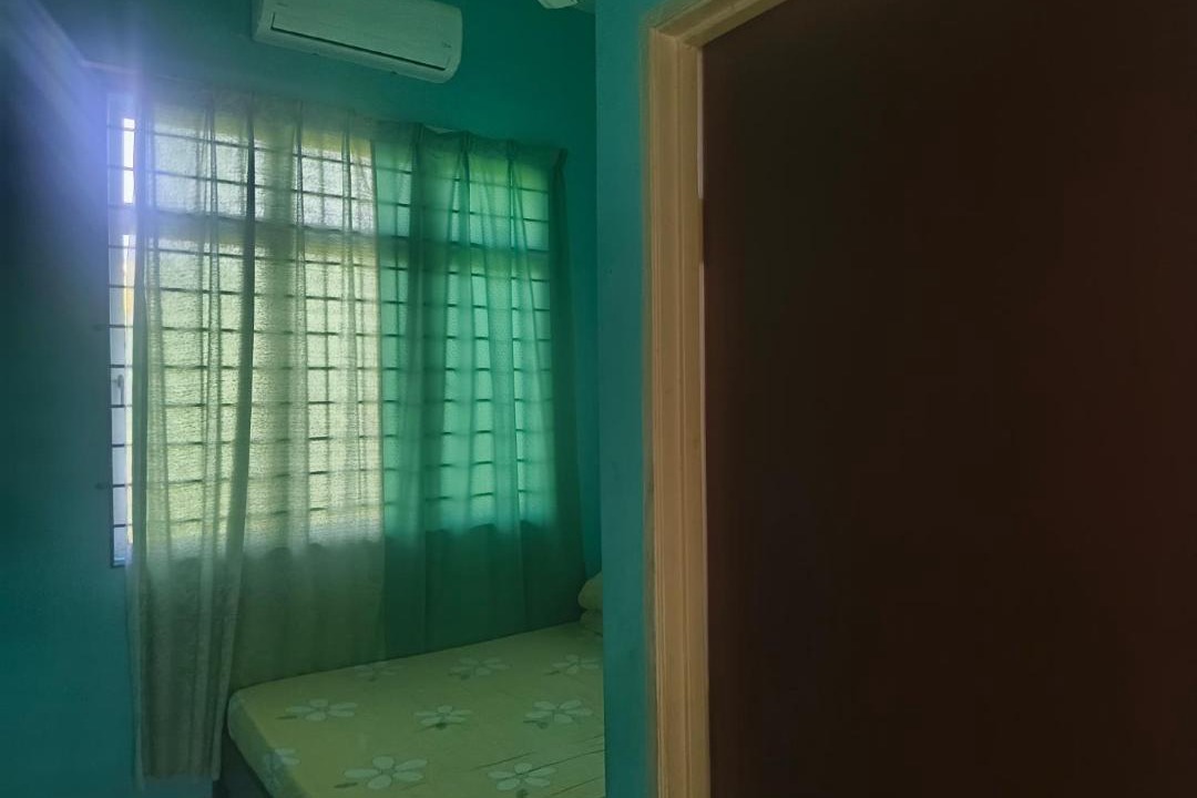 Photo of Bedroom in Kampung Rambutan Rendang