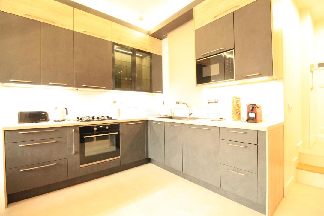 Photo of Kitchen in L'Hay-les-Roses