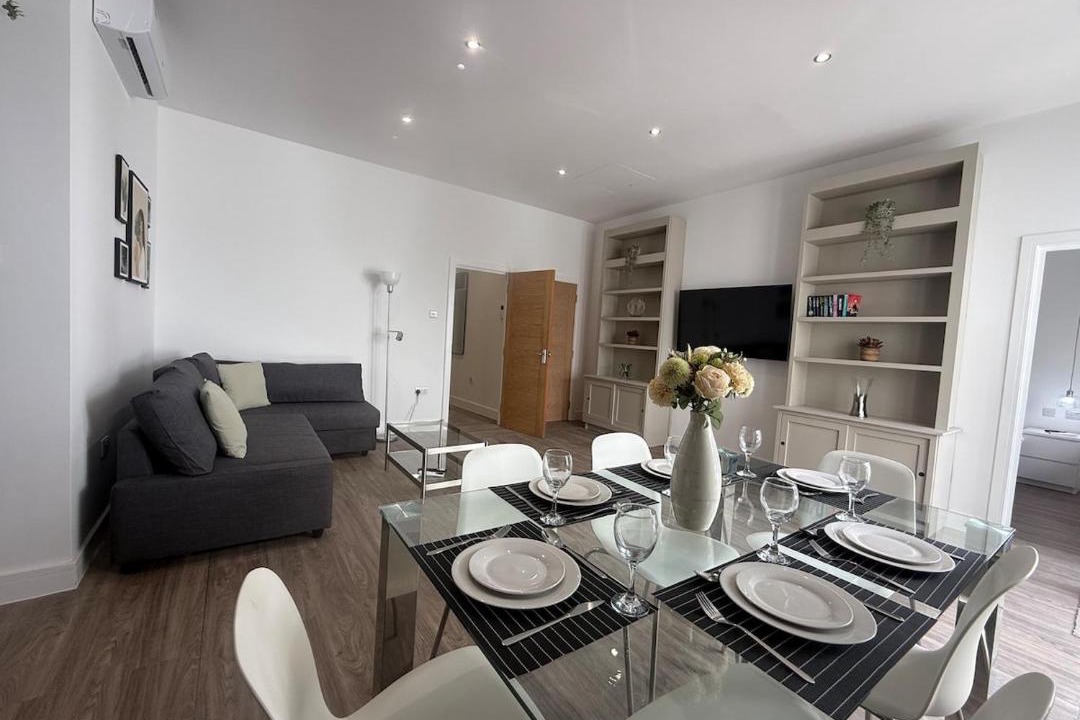 Photo of Others in Brentwood