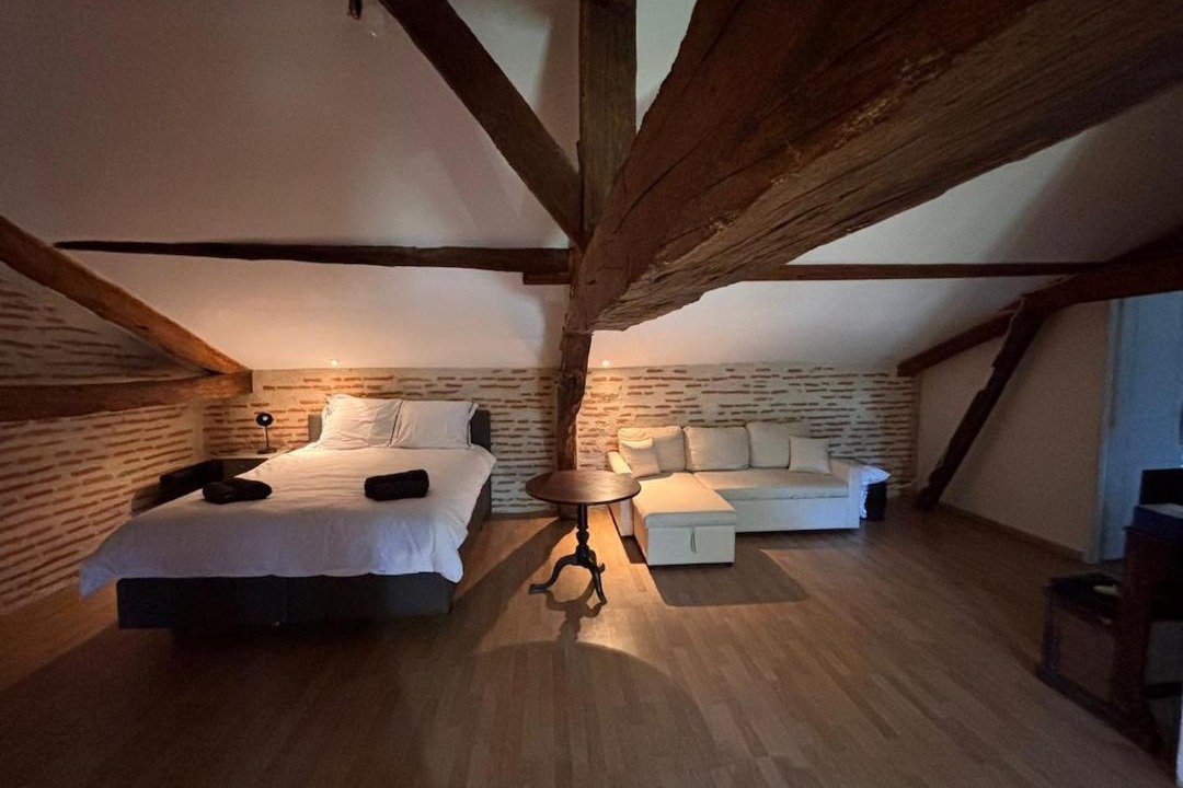Photo of Bedroom in Sainte-Livrade-sur-Lot