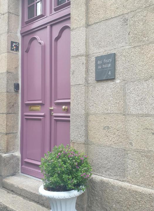 Photo of Others in Quintin