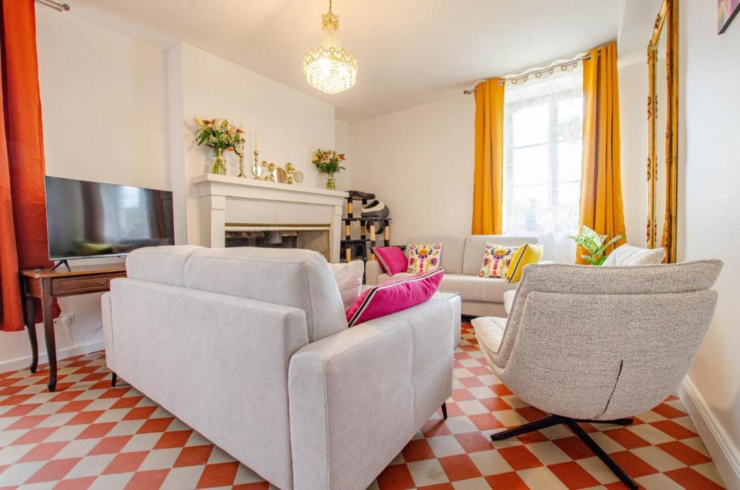 Photo of Others in Villemorien